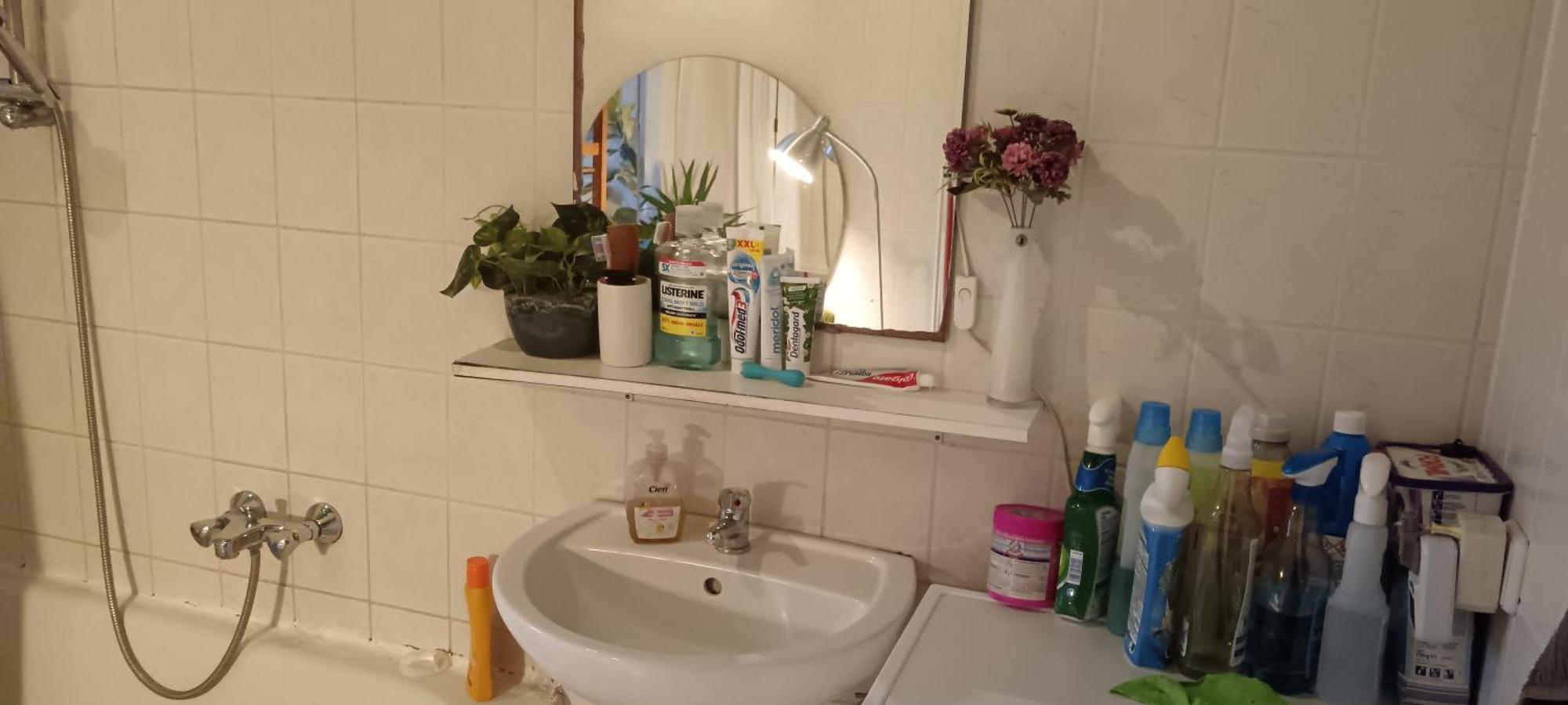 Private Bedroom Near Alexanderplatz In Sharing Apartment Берлин Екстериор снимка